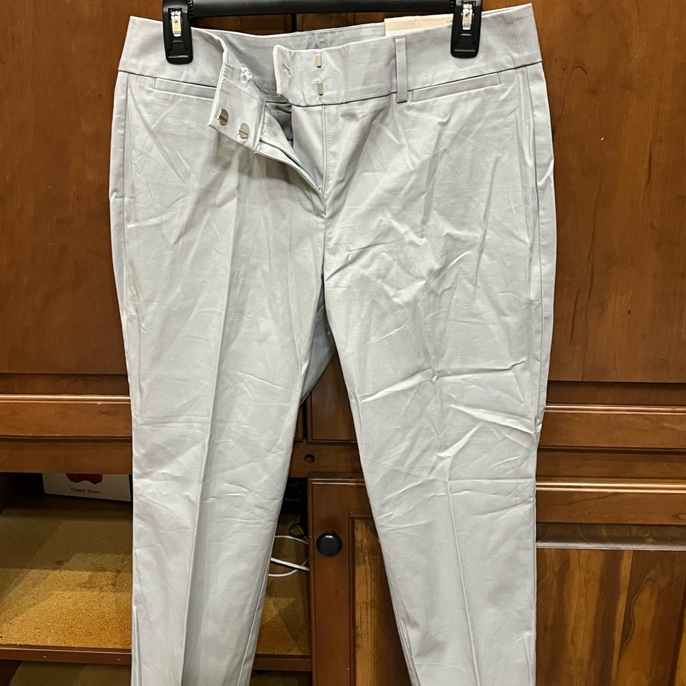 Signature Grey Crop Pants- 6p